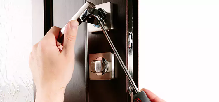 Door Lock Replacement Service Lorette